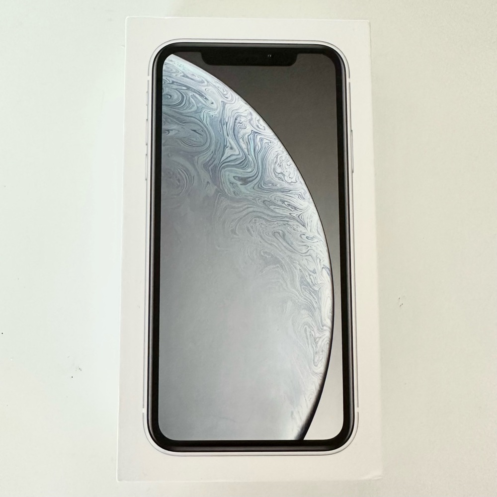 Apple iPhone XR 64GB White